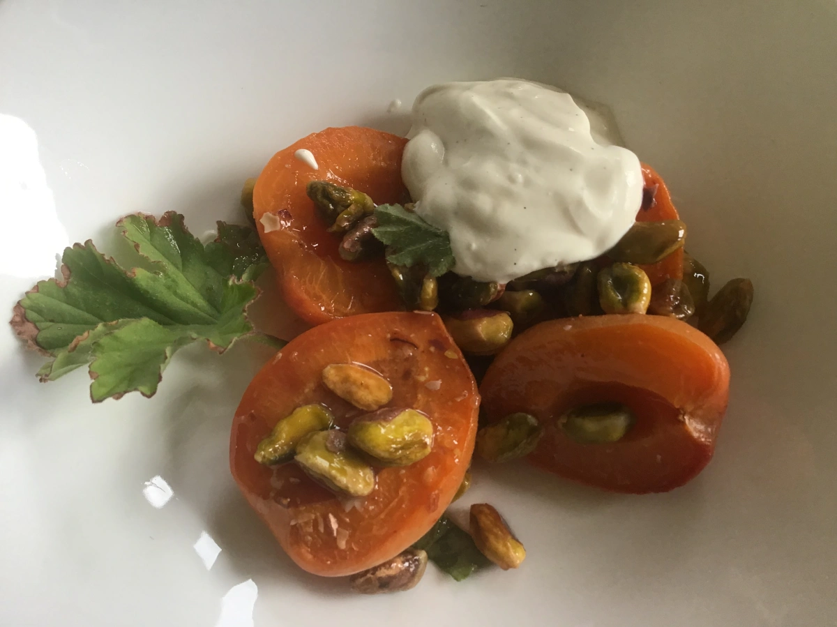 Roasted apricots with pistachio and roses